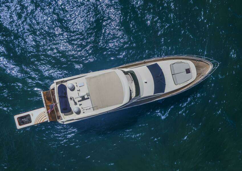 2008 Azimut 75
