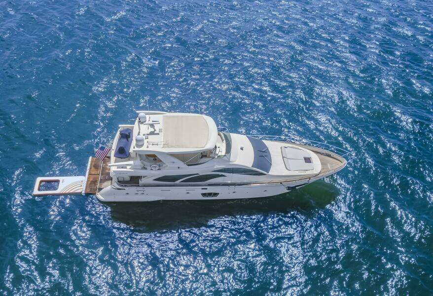 2008 Azimut 75
