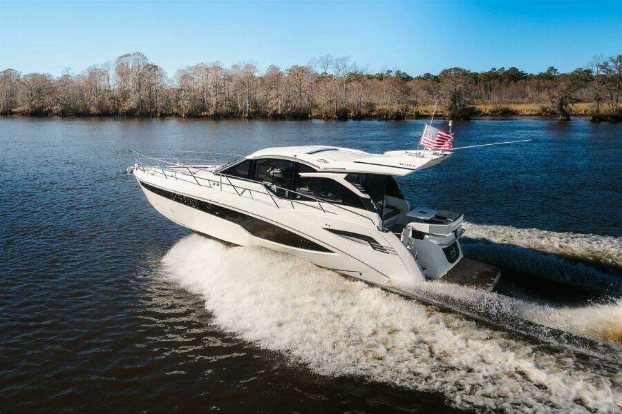 2023 Galeon 425 HTS