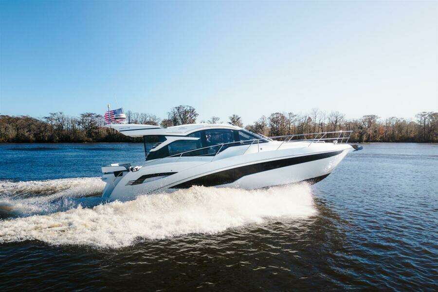 2023 Galeon 425 HTS