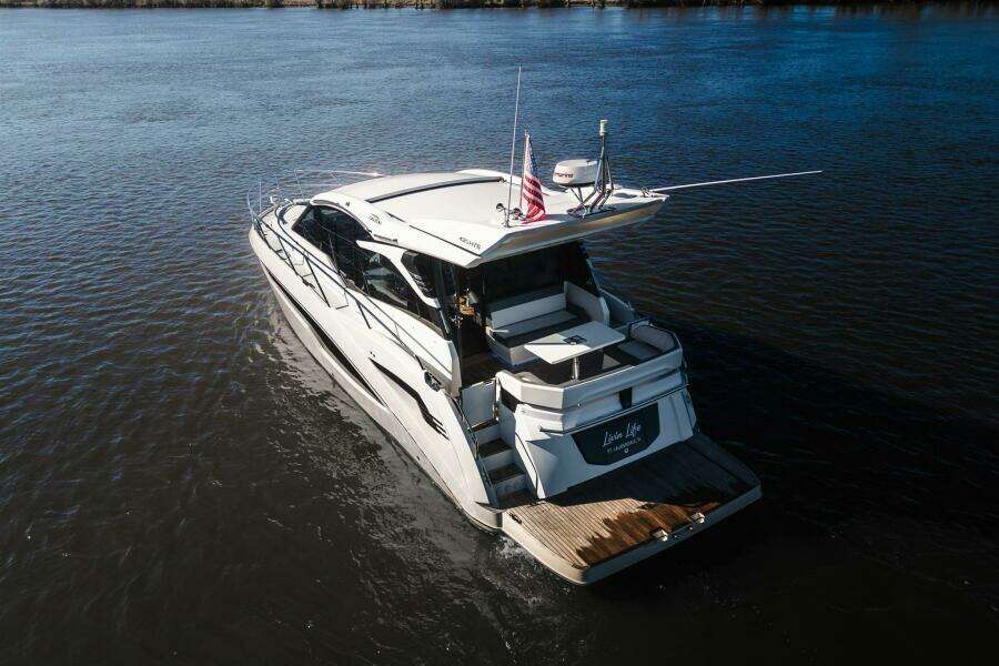 2023 Galeon 425 HTS