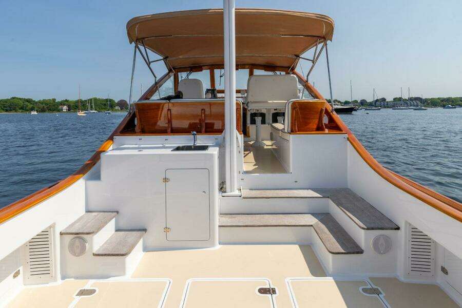 Cockpit Steps And Wetbar