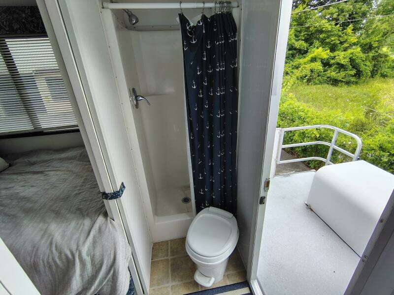 2017 Catamaran Cruisers Lil Hobo 31