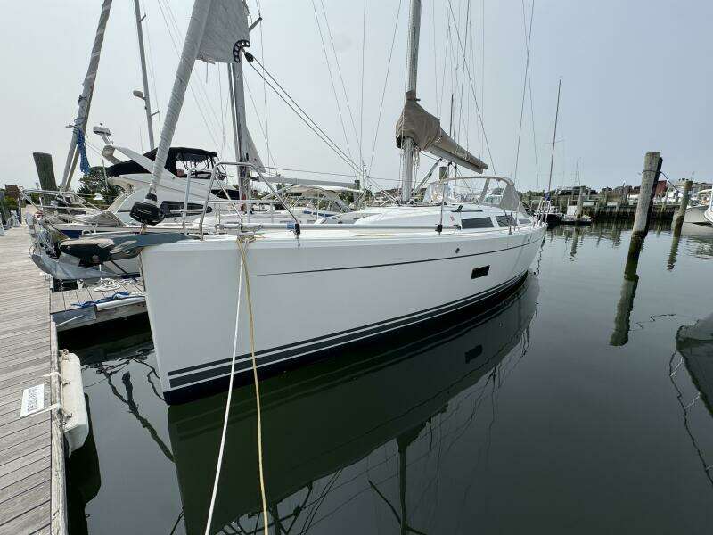 2018 Hanse 348
