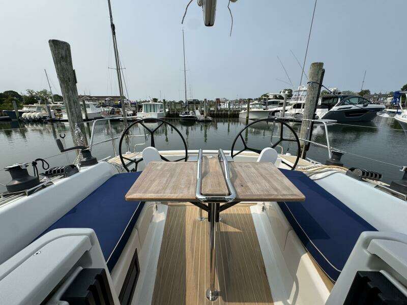 2018 Hanse 348