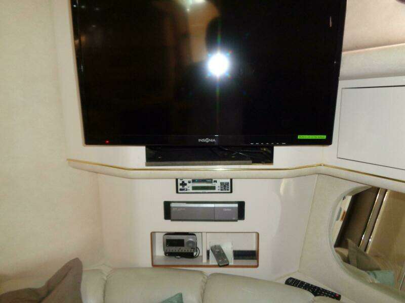 1997 Sea Ray 370 Sundancer