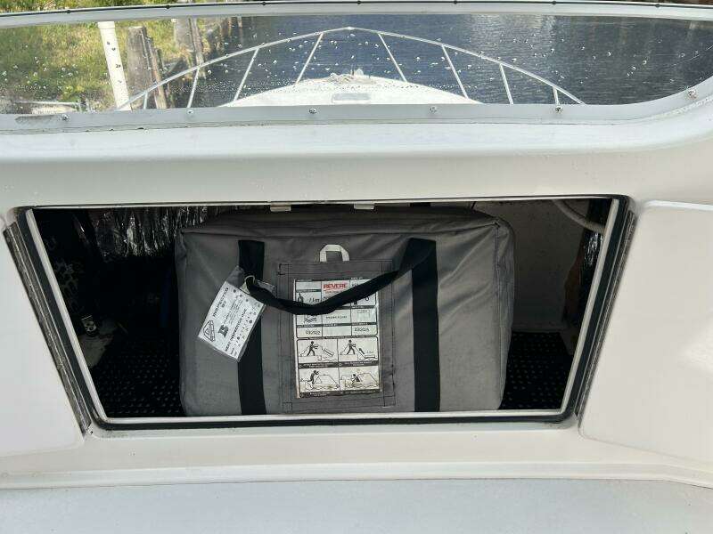 2006 Viking 52 Convertible