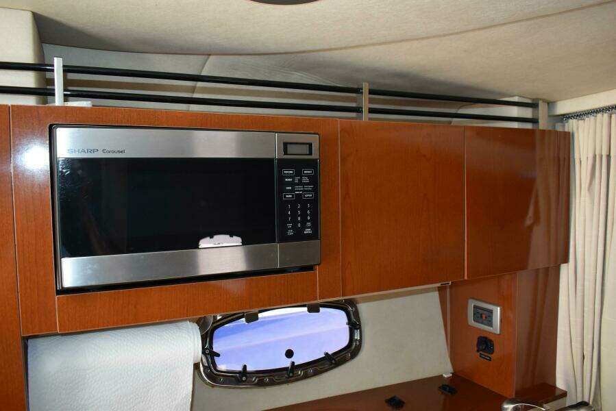 2011 Sea Ray 310 Sundancer