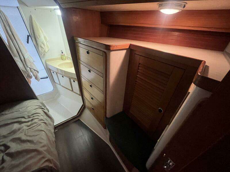 1999 Catalina 42 MK II