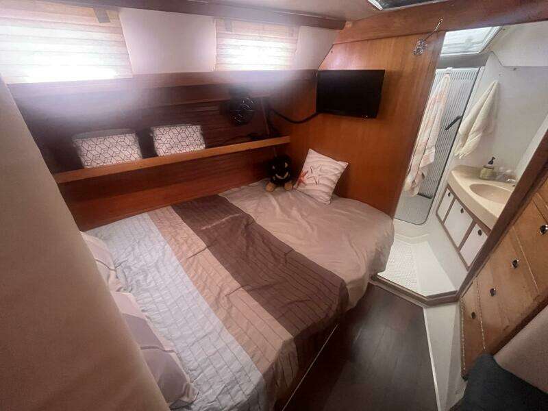 1999 Catalina 42 MK II