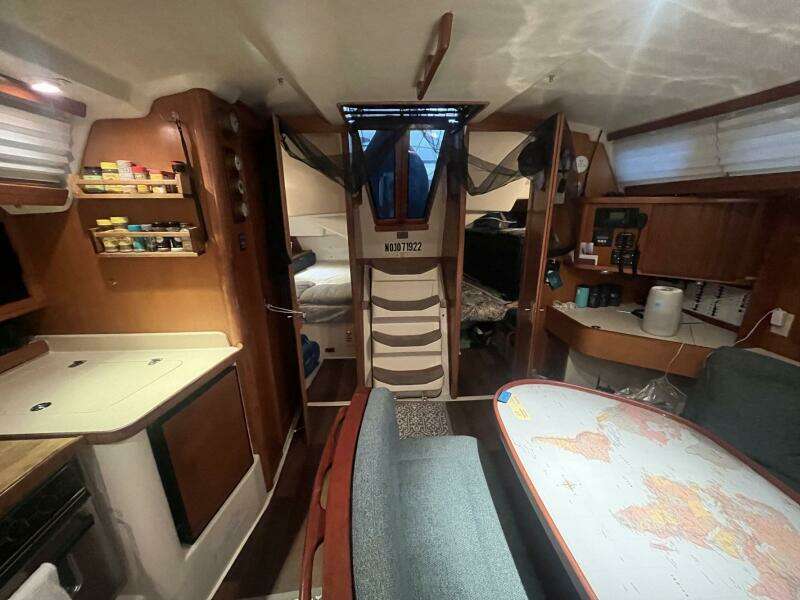 1999 Catalina 42 MK II