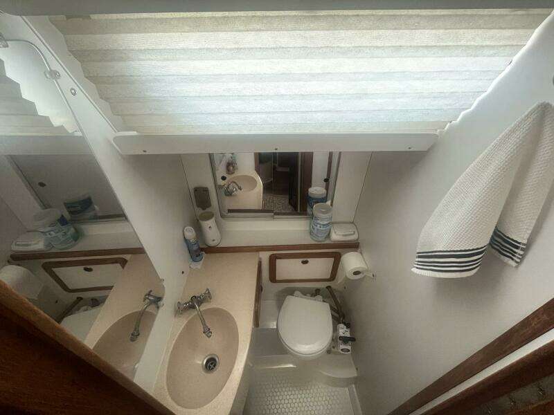 1999 Catalina 42 MK II