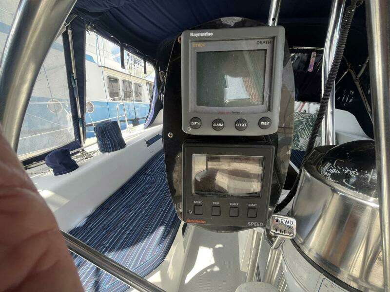 1999 Catalina 42 MK II