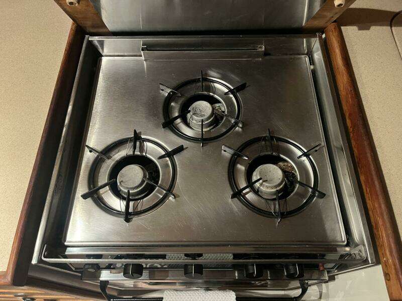 1999 Catalina 42 MK II