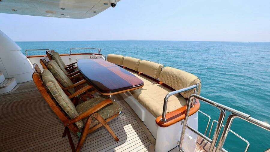 MY DESTINY 98'/29.87m Destiny 2001