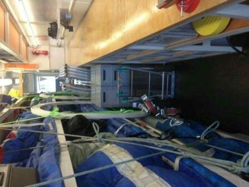 2008 New England Boatworks 