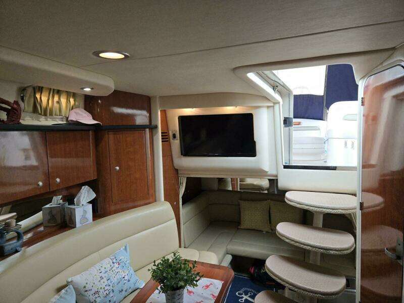 2006 Sea Ray 320 Sundancer