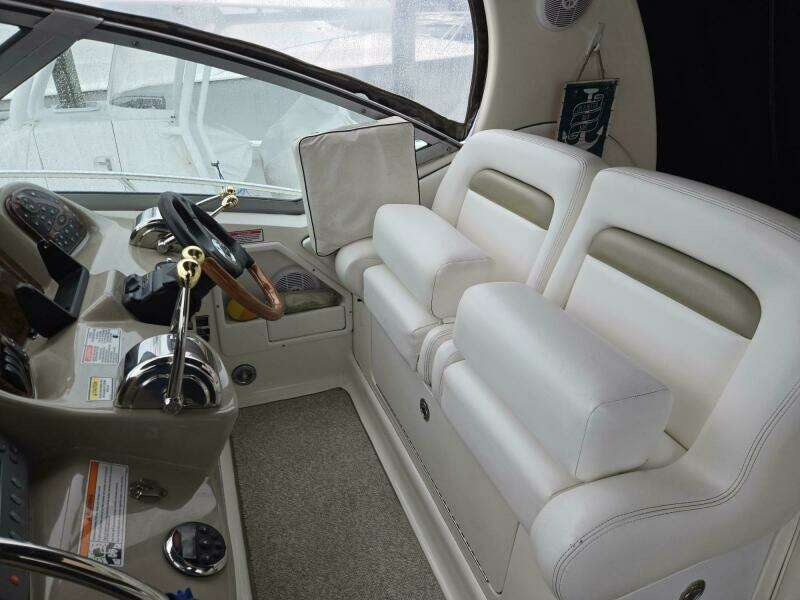 2006 Sea Ray 320 Sundancer