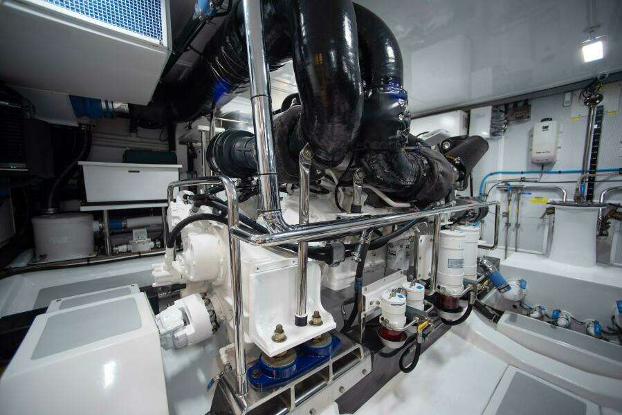 2023 Marlow Explorer 70E-CB