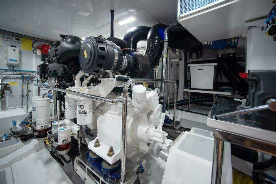 2023 Marlow Explorer 70E-CB