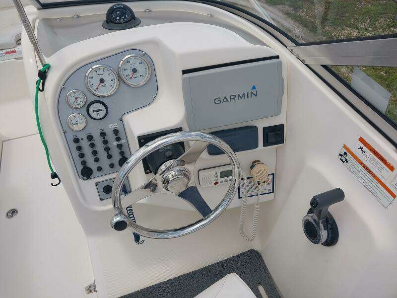 2008 Wellcraft Sportsman 250