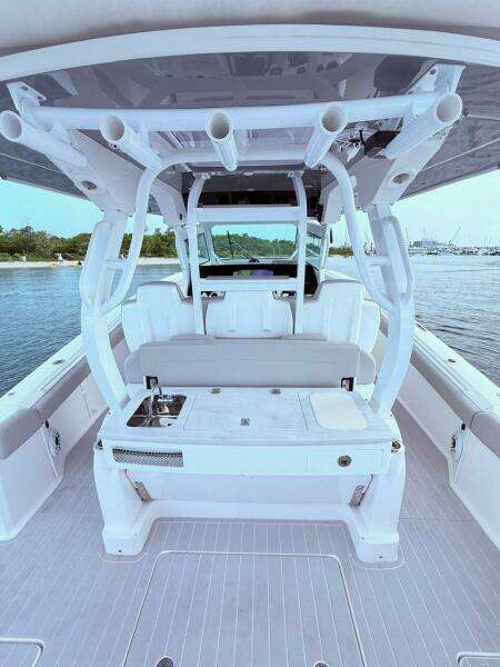 2006 Carver 43 Motor Yacht