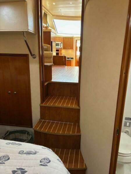2006 Carver 43 Motor Yacht