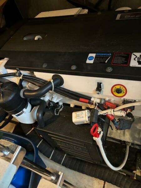 2006 Carver 43 Motor Yacht