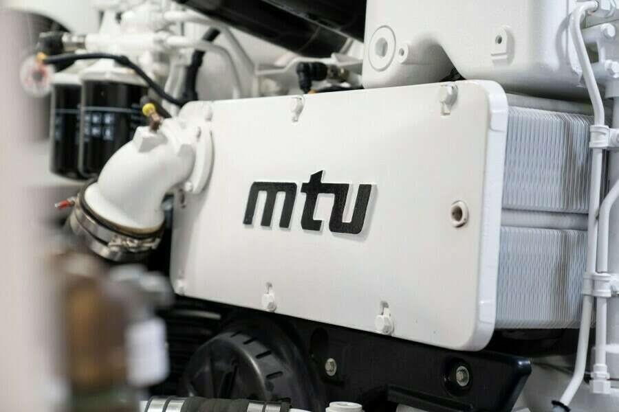 2018 Viking 72 Convertible - Wrapped Up