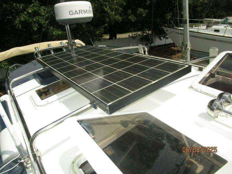 28' Cutwater solar panel