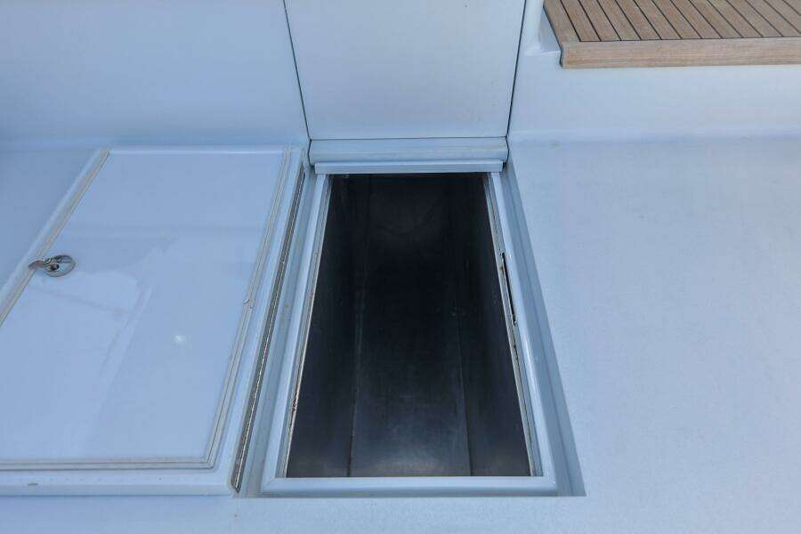 2014 Blackwell 62 Convertible