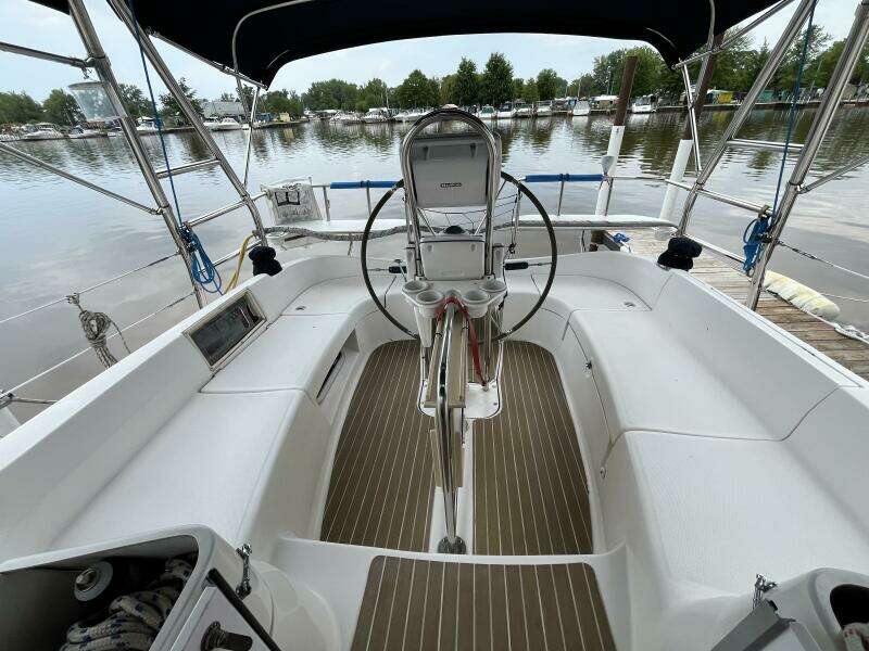 2004 Hunter 41