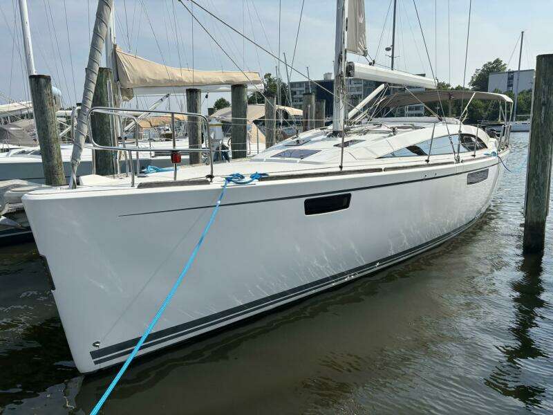 2012 Bavaria Vision 46
