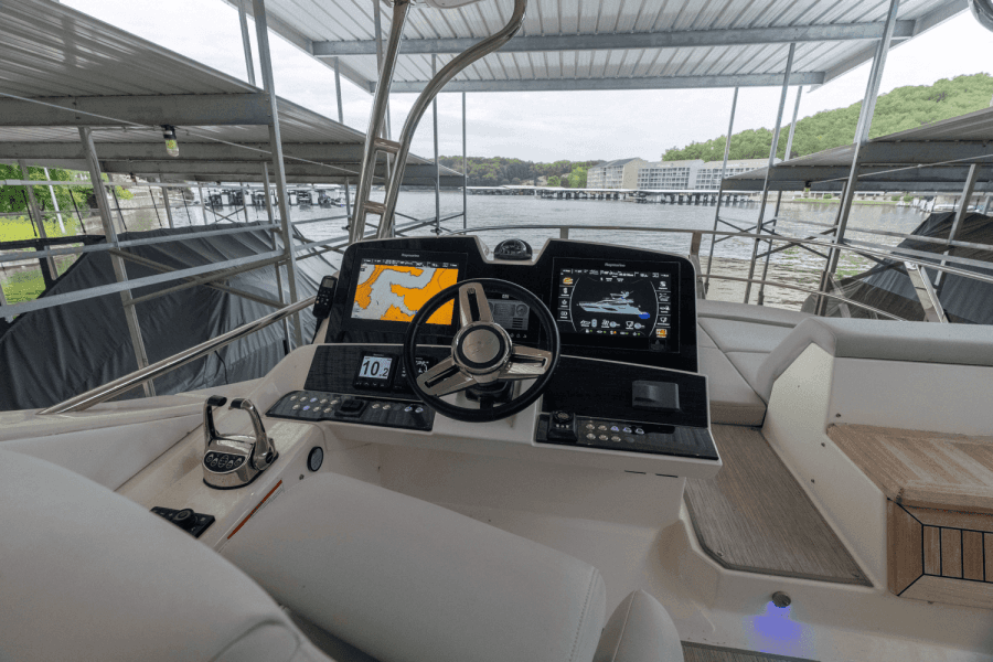 2018 Sea Ray L550 FLY