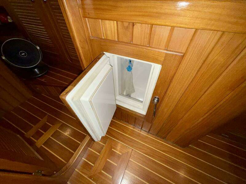 2005 Cabo Rico 42 Pilothouse