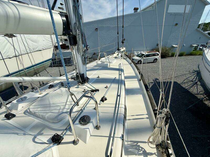 2005 Cabo Rico 42 Pilothouse