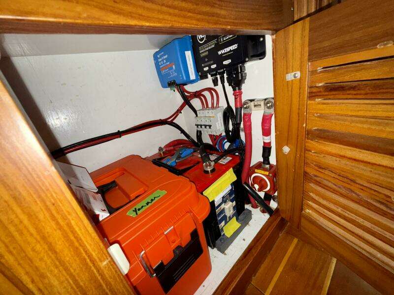 2005 Cabo Rico 42 Pilothouse