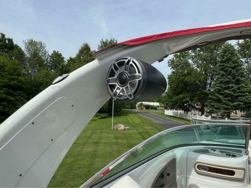 2015 Crownline 285 SS