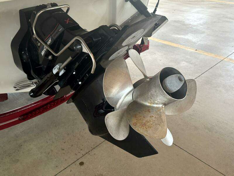 2015 Crownline 285 SS