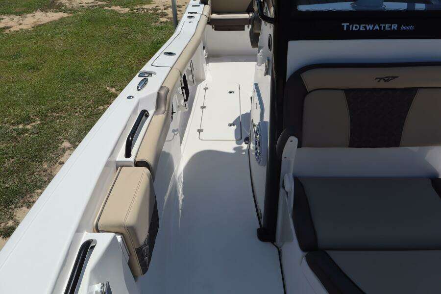 2022 Tidewater 272LXF