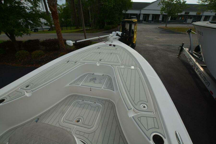 2021 Sea Pro 228 Bay