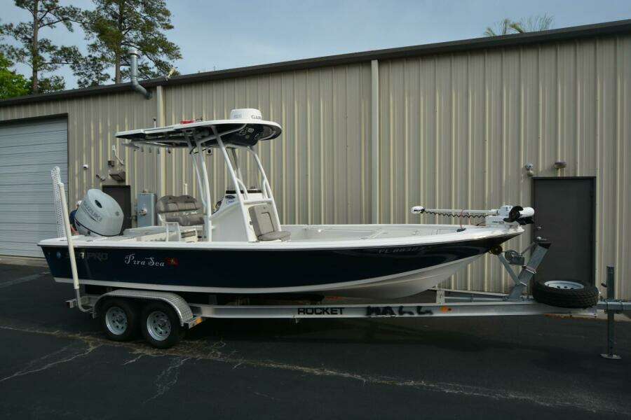 2021 Sea Pro 228 Bay