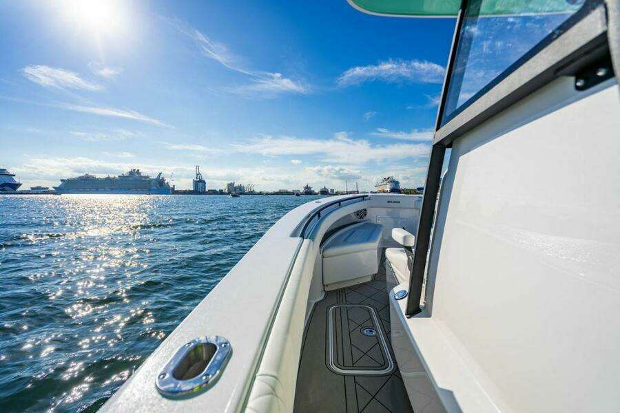 2026 Reef Runner 340