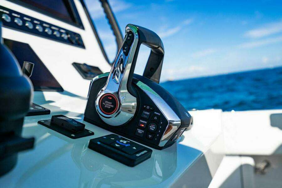 2026 Reef Runner 340