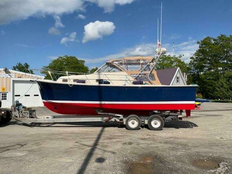2005 Mainship 30 Pilot