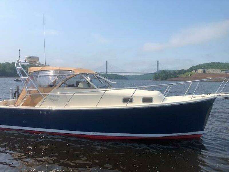 2005 Mainship 30 Pilot