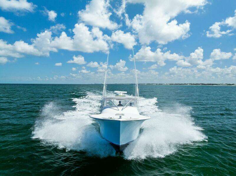 2018 Custom Carolina 35 Express