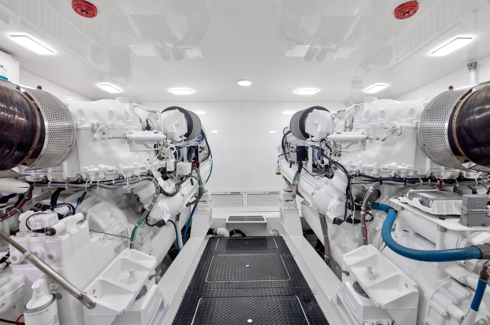 Viking 82 - Done Deal - Engine Room