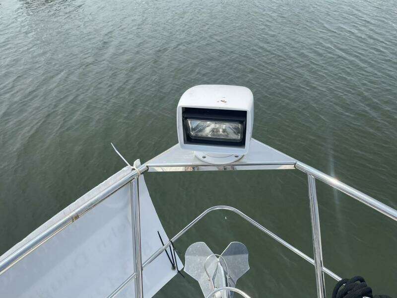 2006 Carver 36 Mariner