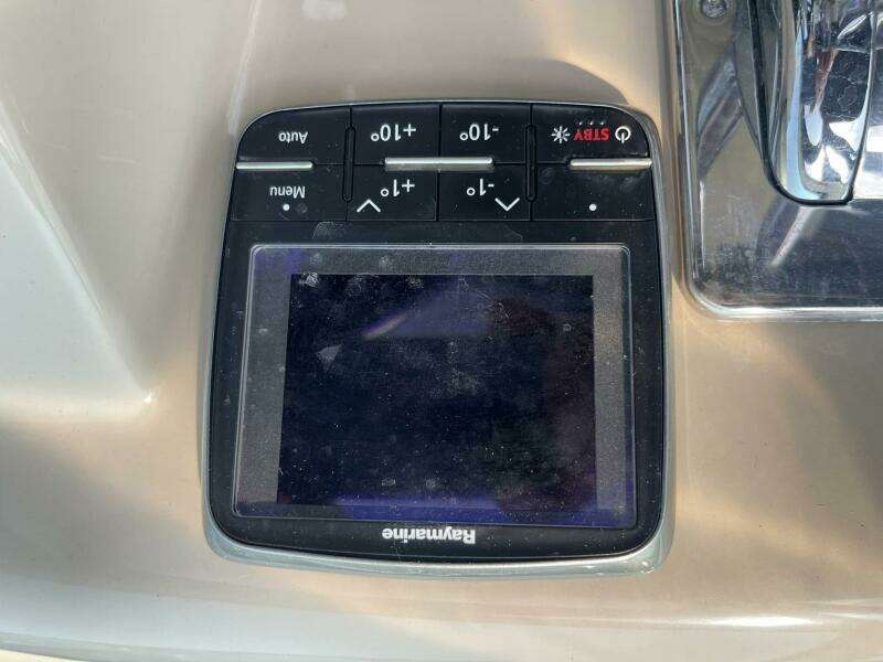 2006 Carver 36 Mariner